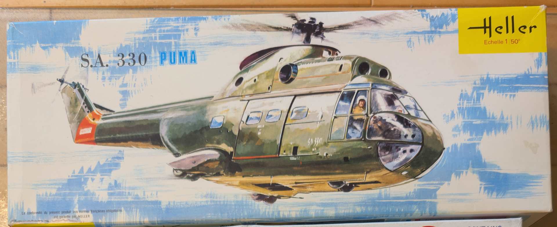 Heller 1/72 SA330 Puma Helicopter